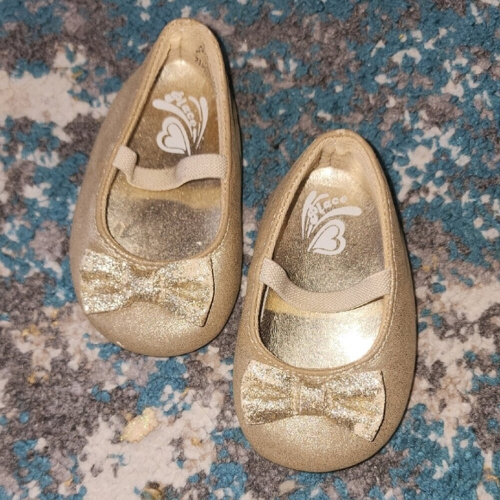 Luvable Friends Glittery Gold Dress Shoes 3-6 Mos.